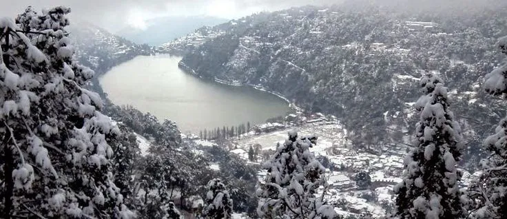 Best Time to See Snowfall in Nainital: A Winter Travel Guide to Hotel Maharaja